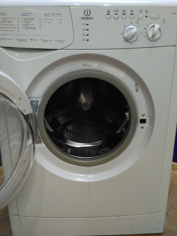 Indesit WISL 82 ръководство