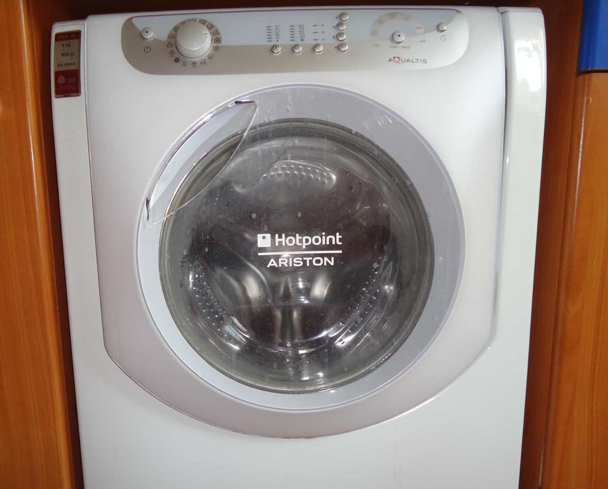 Пералня Hotpoint Ariston